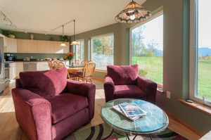 Harvest-Lodge-B&B-Dining-Area